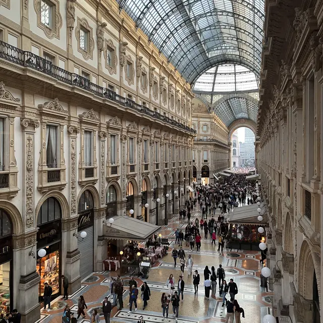 Milano, Italia — Oct 22, 2023, 2:58:58 PM UTC